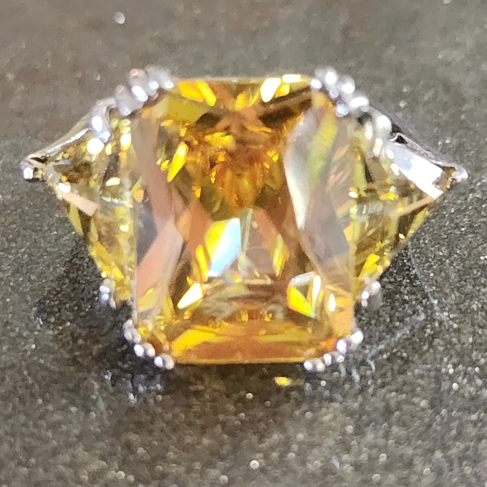Radiant Yellow Three-Stone Cocktail Statement Ring Sz 6 Chunky Sterling Silver